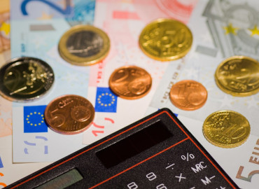 может ли налоговая взыскать задолженность с физ. лица без приставов в 2026 - фото - 1